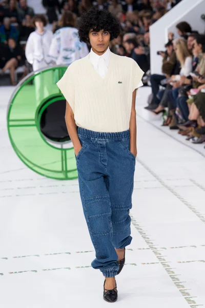 Look 37